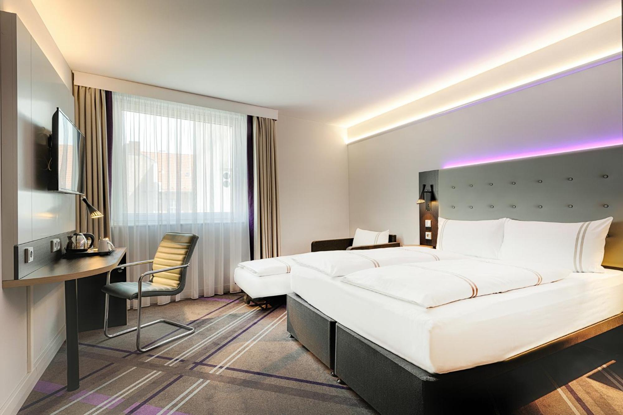 Premier Inn Berlin City Centre Экстерьер фото